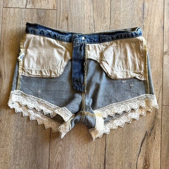 Free People Distressed Washed Blue Embroidered Lace Hem Jean Mini Shorts Size 29 - Picture 8 of 14